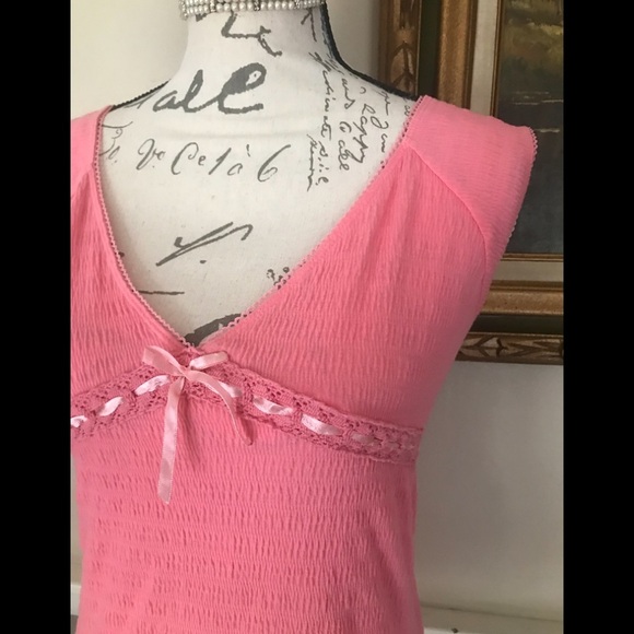 🩷Jazzie Pink V-Neck Cap Sleeve Bow Blouse - Picture 3 of 7